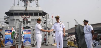imgi_9_commodore-ajay-yadav-naval-officer-in-charge-west-bengal-and-vijay-jha-commander-of-ins